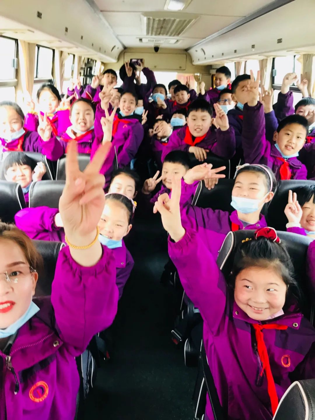 遇見春天 感受牧場生命能量—洛陽東外小學部研學系列活動(二)