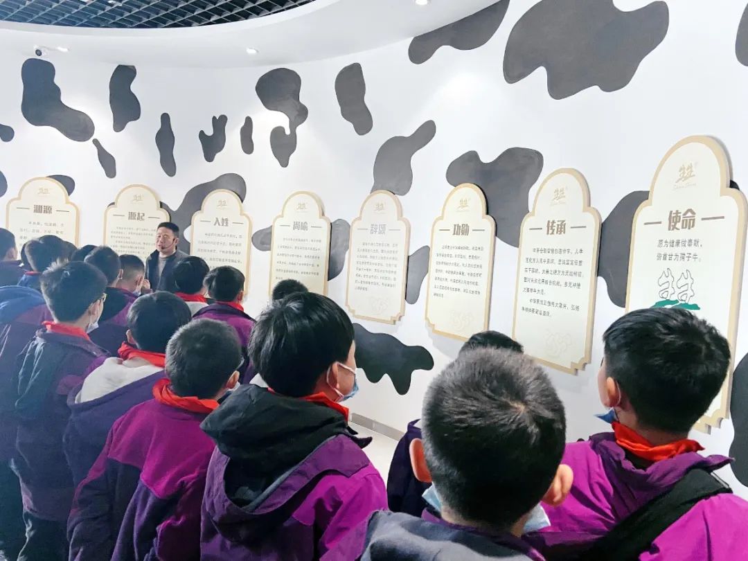 遇見春天 感受牧場生命能量—洛陽東外小學部研學系列活動(二)