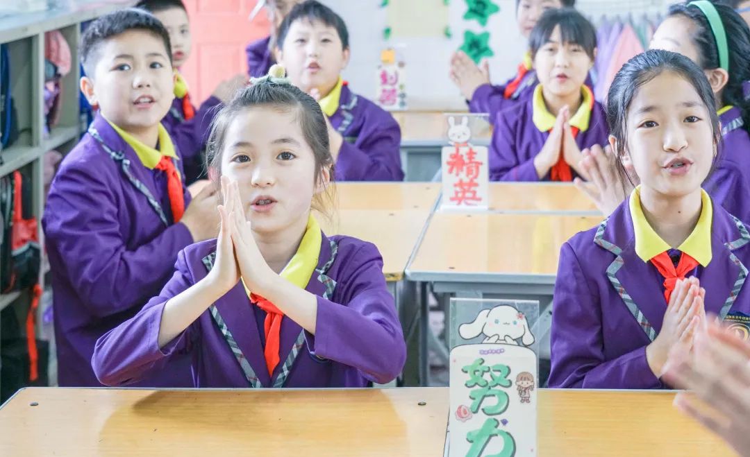 「寓教于樂 巧學古詩」東外小學部巧借撲克牌玩轉(zhuǎn)古詩詞系列活動