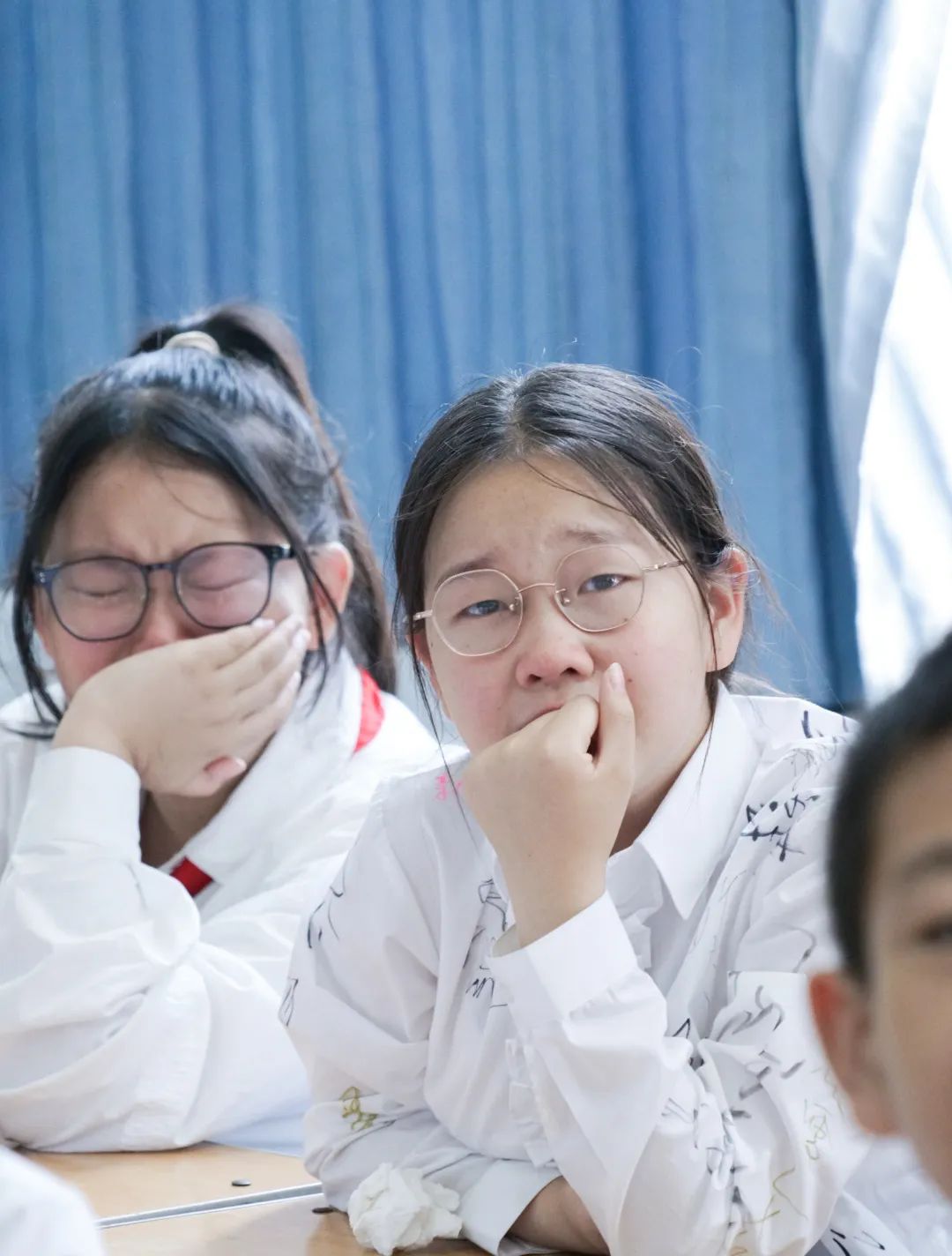 青春不散場(chǎng)，追夢(mèng)再出發(fā)——洛陽東外2022屆小學(xué)生畢業(yè)典禮