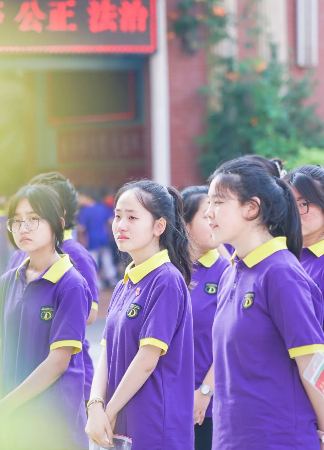 青春綻放 夢(mèng)想起航——洛陽(yáng)東外初中部2022級(jí)畢業(yè)典禮暨壯行大會(huì)