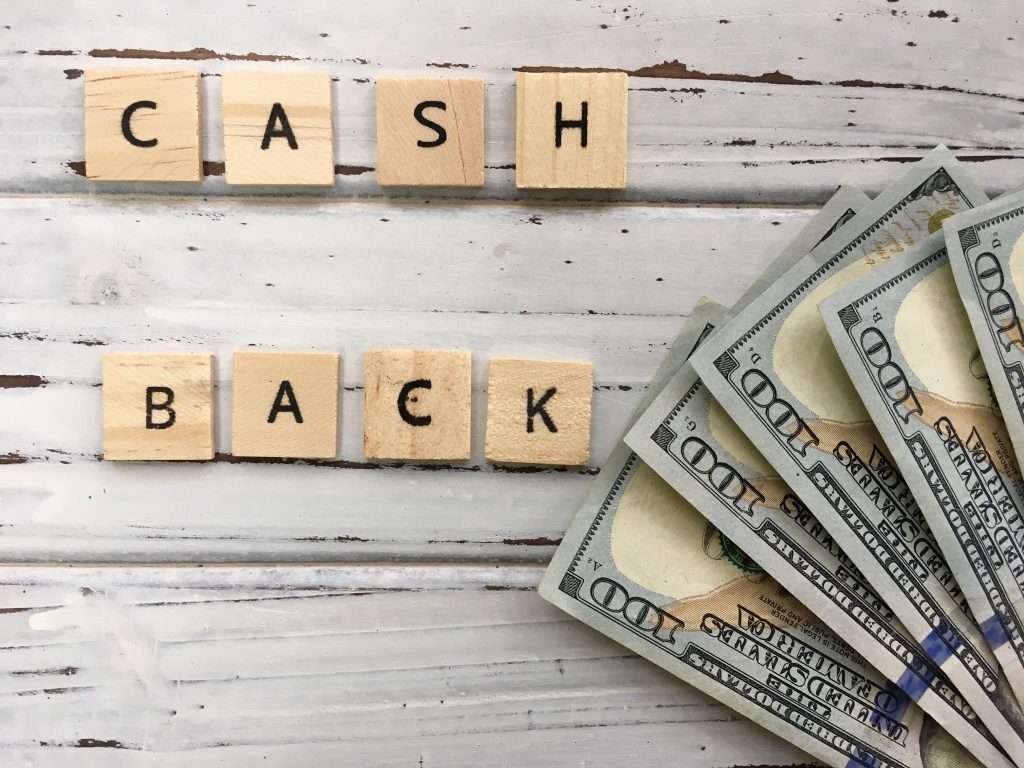 What are cashback credit cards and how do they work?